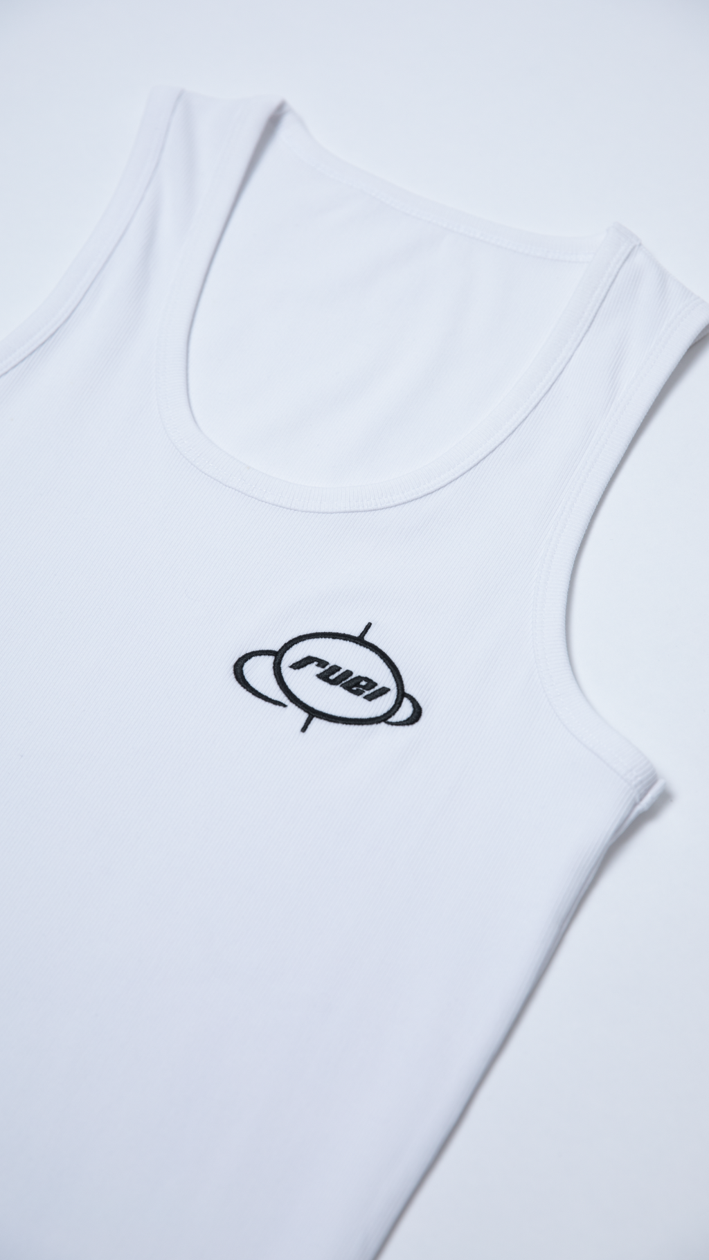 RUEI White Tank Top (3 Pack)